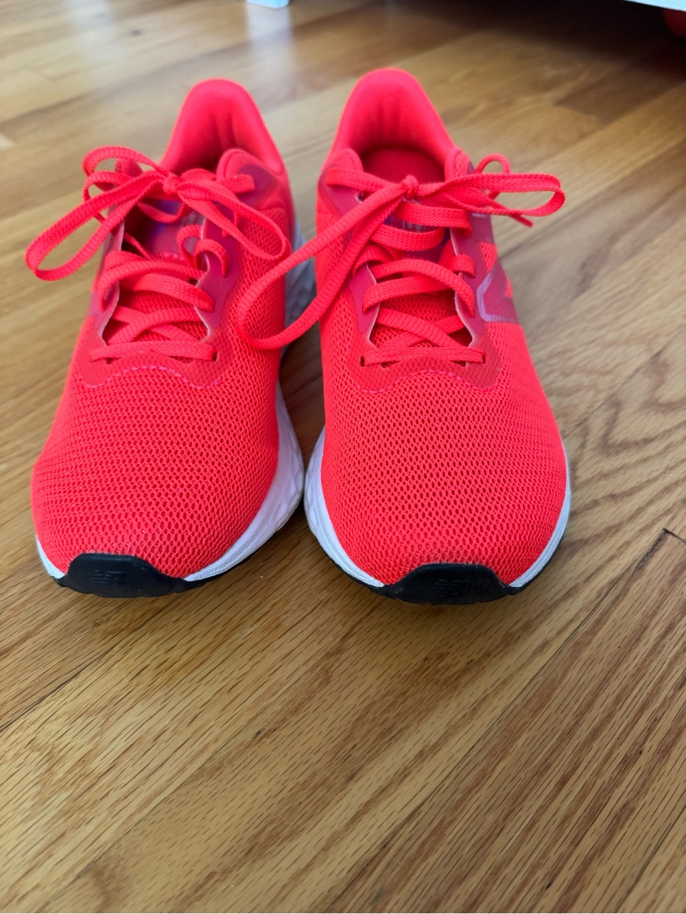 New Balance- Women's Fresh Foam Lightweight Arishi Sneakers. Size 9 - Picture 4 of 10
